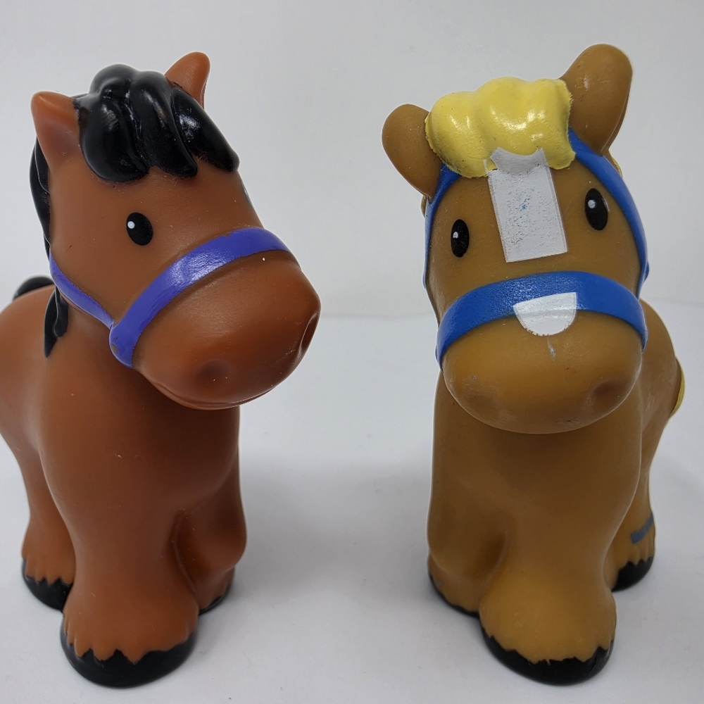 Fisher-Price Little People Horses Pony Lot of 2
